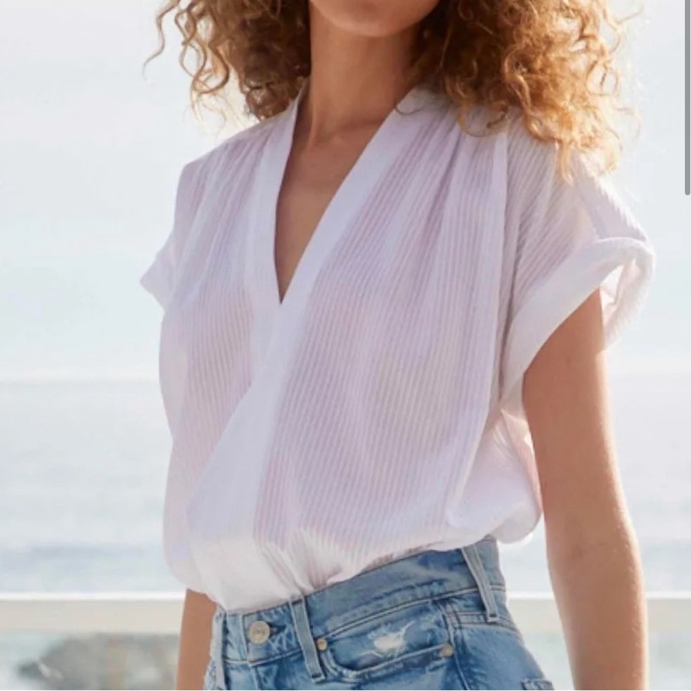 AYR White Short Sleeve Top